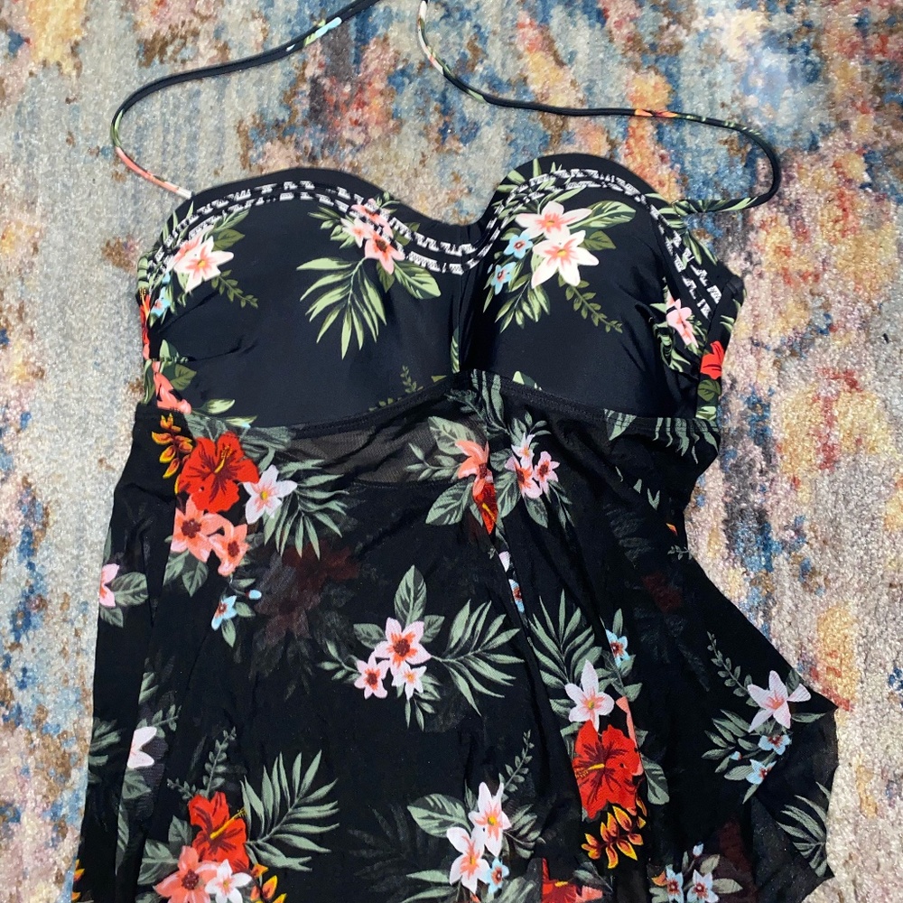 Tropical Print Bathing Suit Top